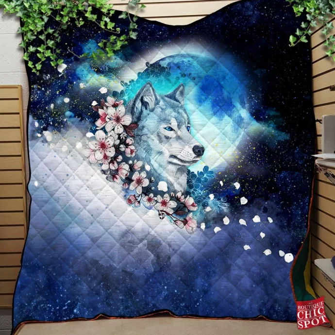 Wolf Sakura Quilt Blanket