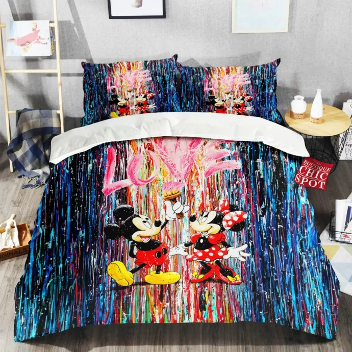 Mickey Mouse and Minnie Mouse Bedding Set