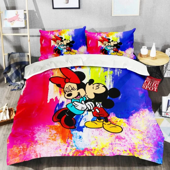 Mickey Mouse and Minnie Mouse Bedding Set