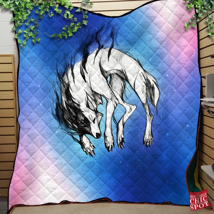 Black And White Wolf Quilt Blanket