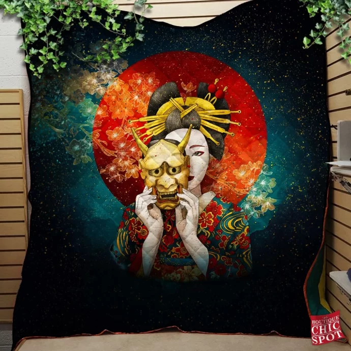 Geisha Mask Quilt Blanket