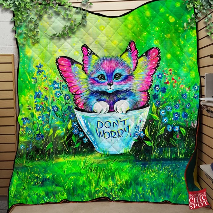 Cat in a cup Quilt Blanket