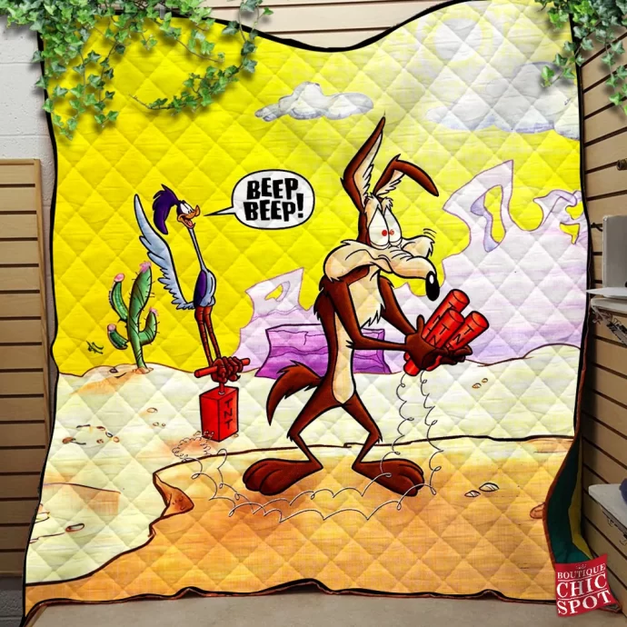 Wile E. Coyote and the Road Runner Quilt Blanket