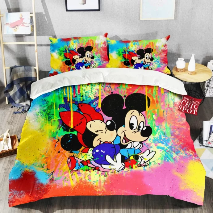 Mickey Mouse and Minnie Mouse Bedding Set